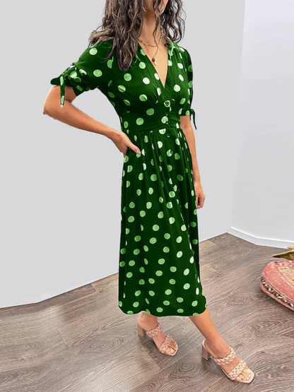 Mia | Polkadot jurk met diepe v-hals