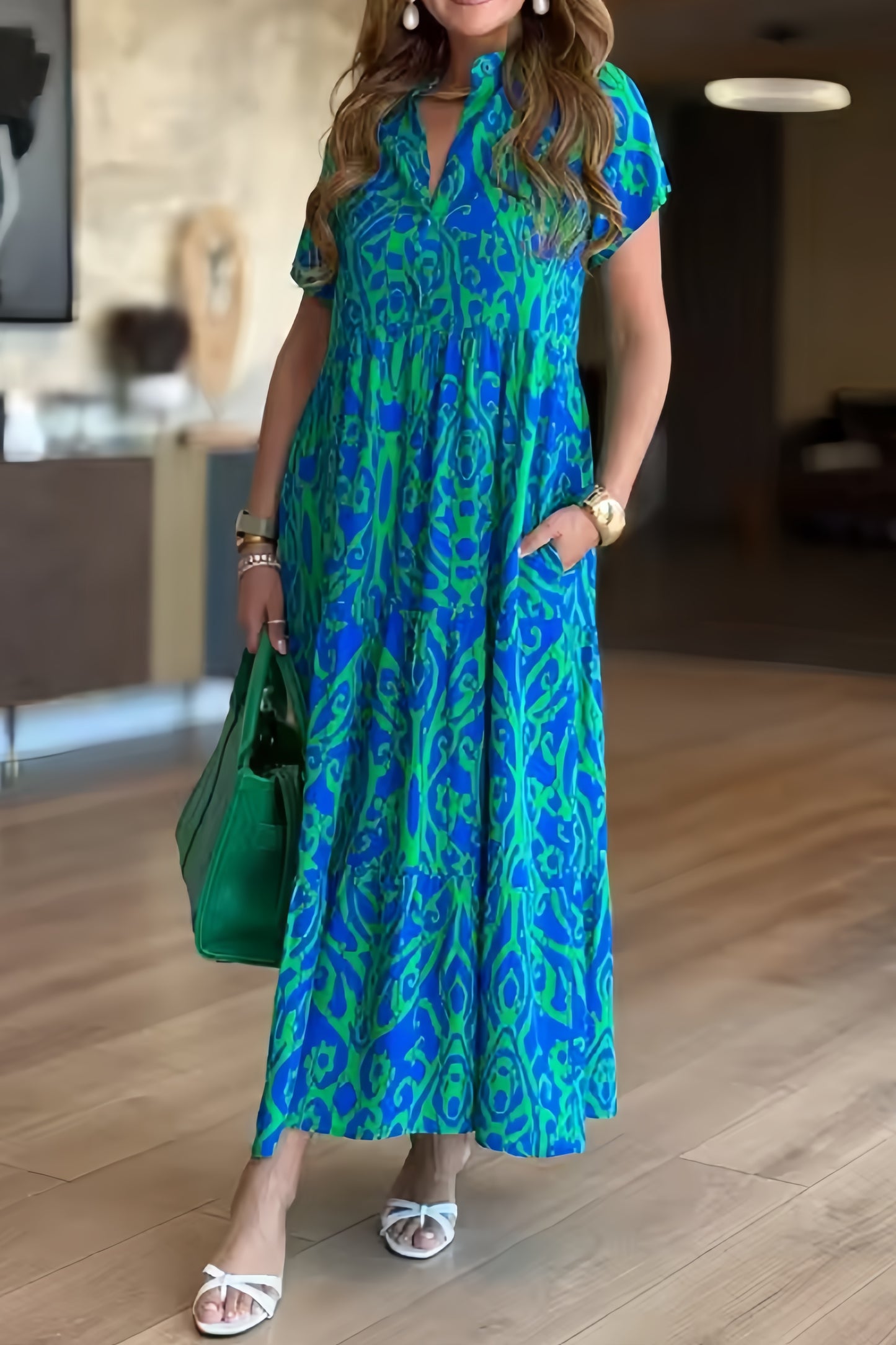 Tess | Zomerjurk met all-over print en kraag